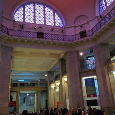 National Museum Cardiff -- Entrance hall